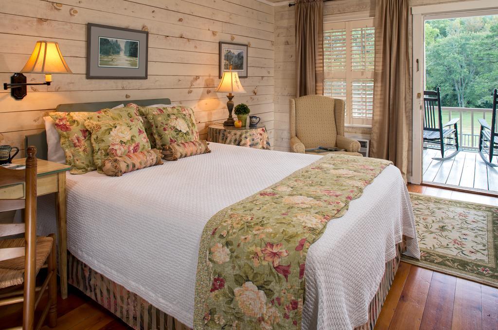 Glen-Ella Springs Inn Clarkesville Exteriör bild