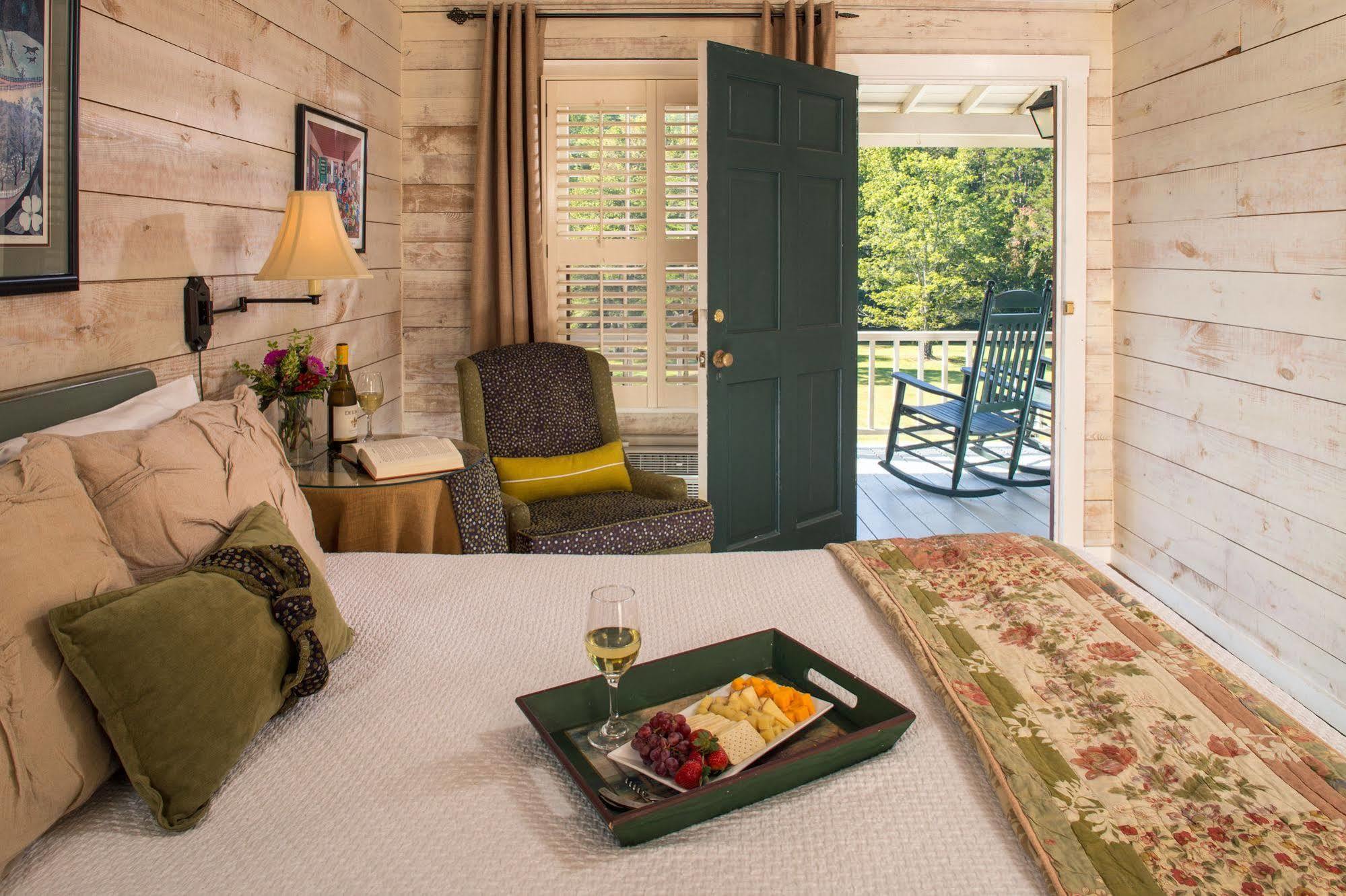 Glen-Ella Springs Inn Clarkesville Exteriör bild