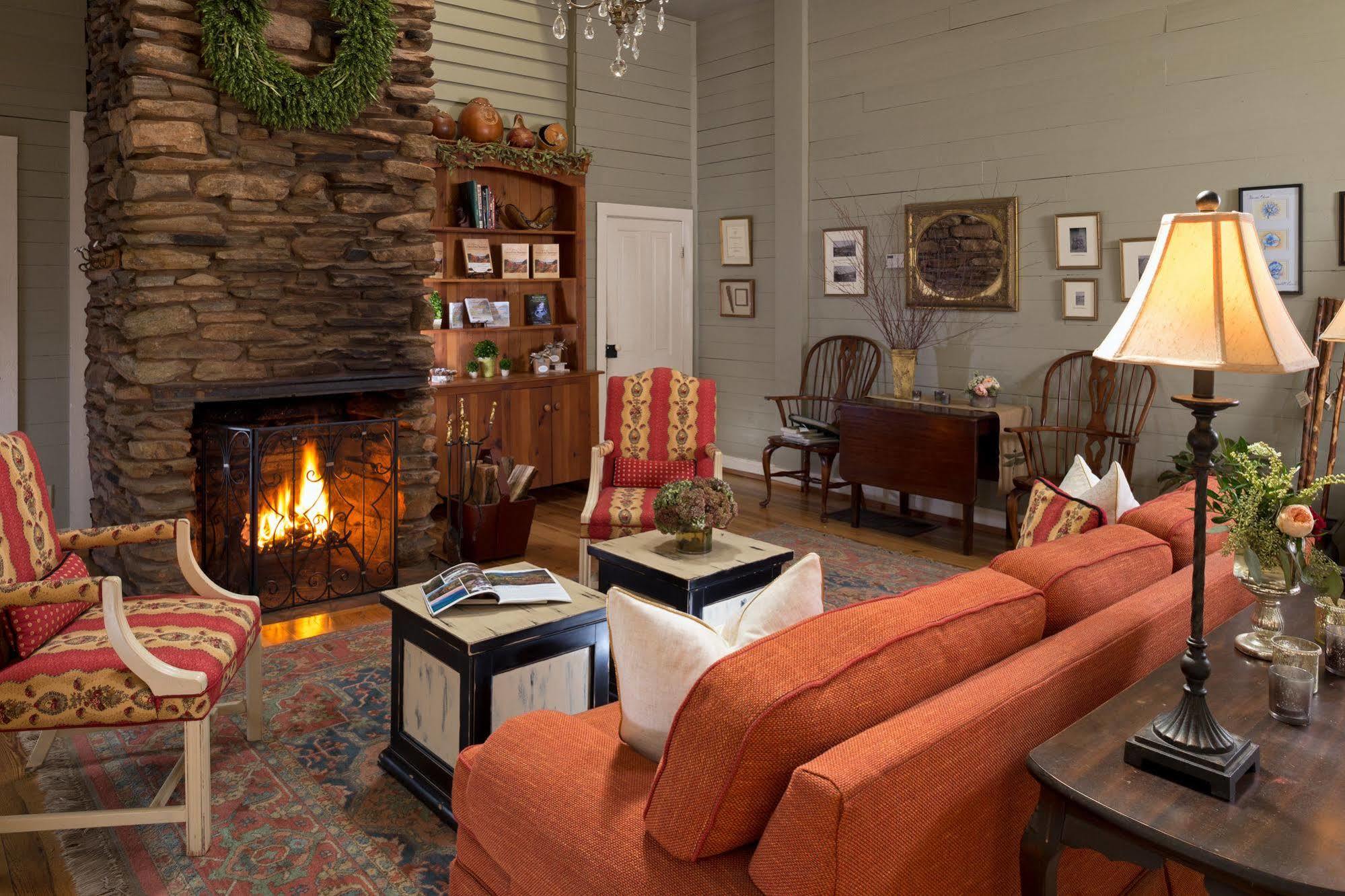 Glen-Ella Springs Inn Clarkesville Exteriör bild