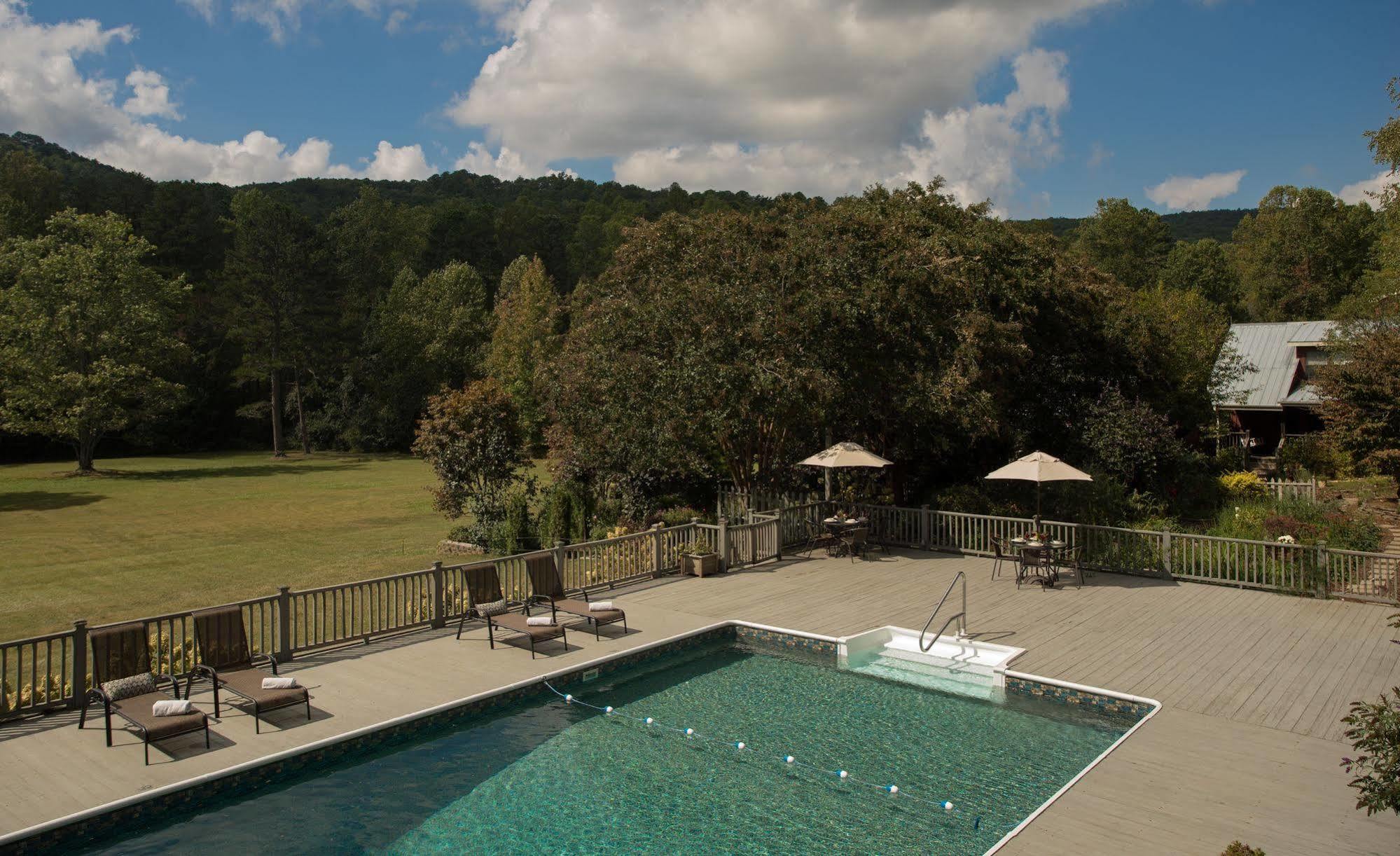 Glen-Ella Springs Inn Clarkesville Exteriör bild